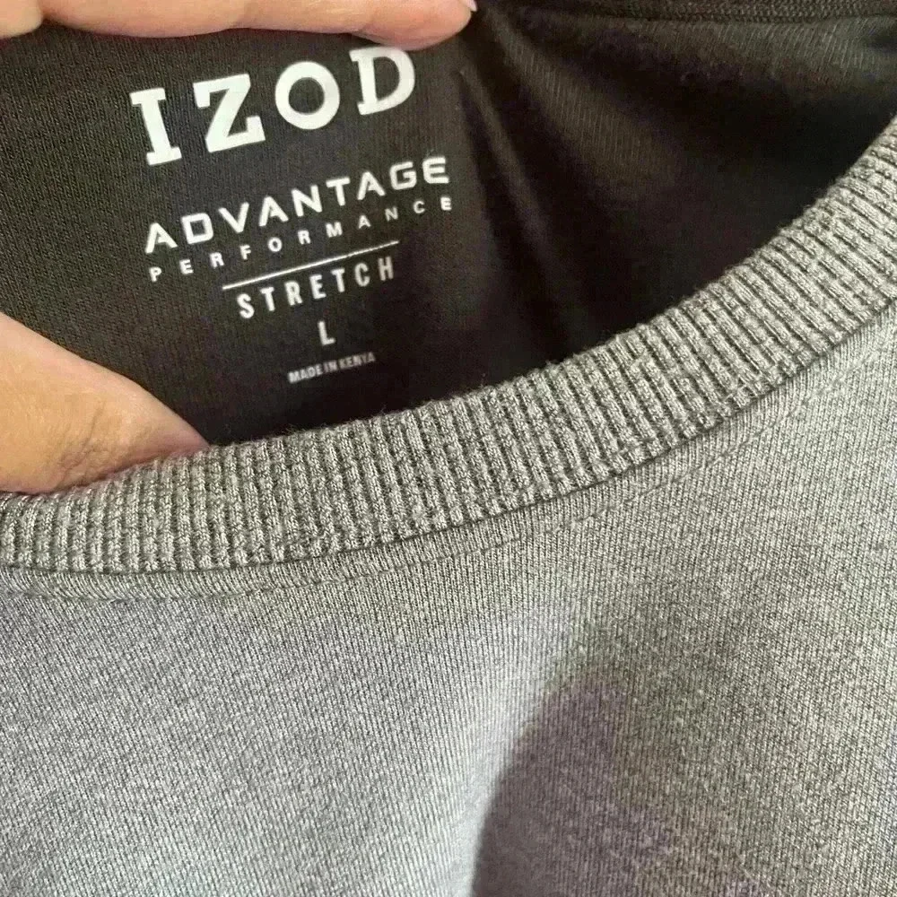 Izod crew neck sweater